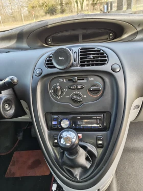 Citroen Xsara picasso, снимка 10 - Автомобили и джипове - 53631829