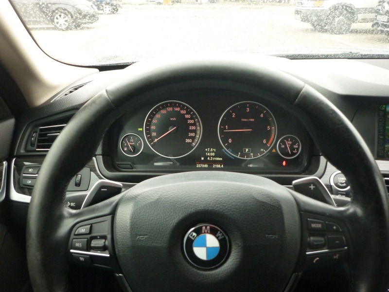 BMW 525 X-DRIVE FULL, снимка 15 - Автомобили и джипове - 46356856