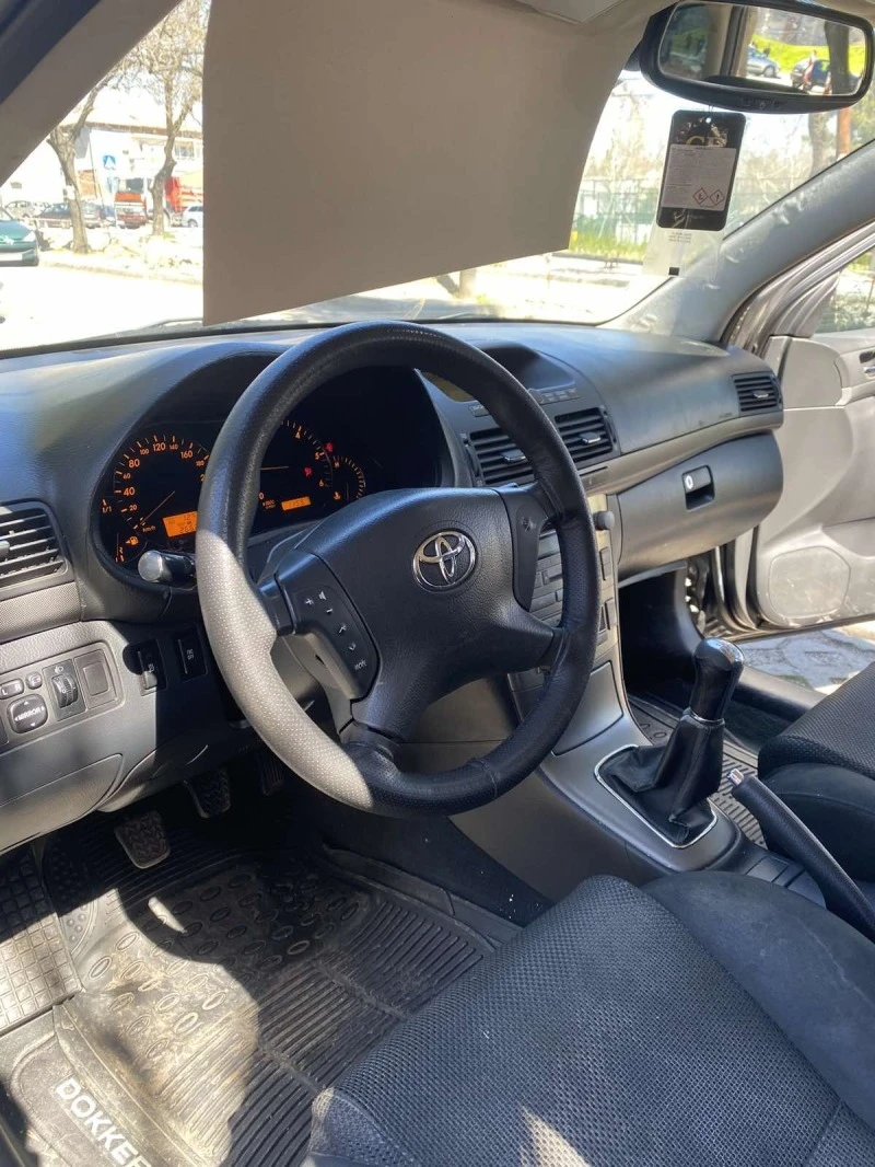 Toyota Avensis, снимка 7 - Автомобили и джипове - 47318104