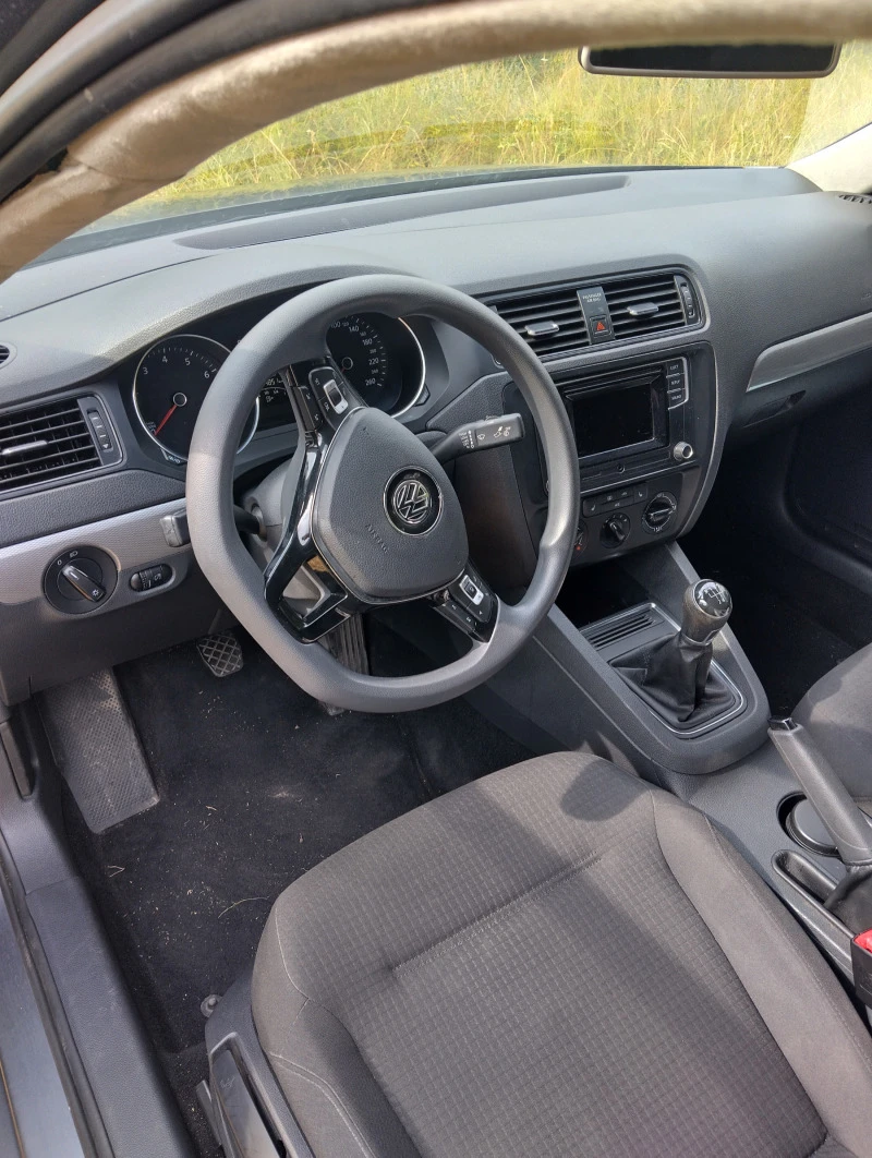 VW Jetta 1.4 tsi, снимка 5 - Автомобили и джипове - 46801152