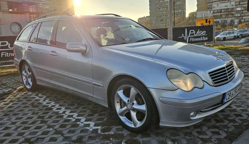 Mercedes-Benz C 200 Avangard, снимка 1 - Автомобили и джипове - 47810432