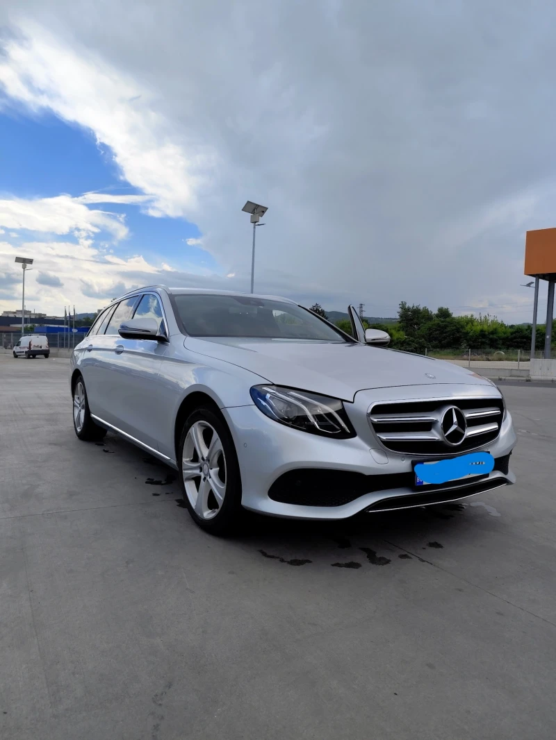 Mercedes-Benz E 220 9G-TRONIC, снимка 5 - Автомобили и джипове - 49030394