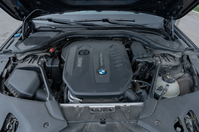 BMW 530 G30, X-DRIVE, Luxury, снимка 14 - Автомобили и джипове - 52431695