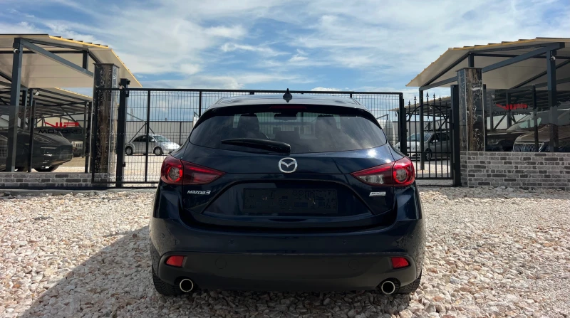 Mazda 3 2.2d XENON/HEAD-UP/NAVI/PODGREV/6sk/KLIMATR/UNIKAT, снимка 8 - Автомобили и джипове - 51057350