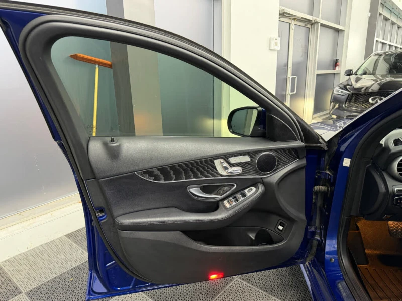 Mercedes-Benz C 300 4MATIC * АвтоКредит (ЦЕНА ДО БГ), снимка 8 - Автомобили и джипове - 52555304