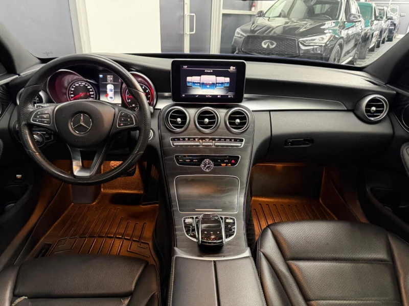 Mercedes-Benz C 300 4MATIC * АвтоКредит (ЦЕНА ДО БГ), снимка 9 - Автомобили и джипове - 52555304