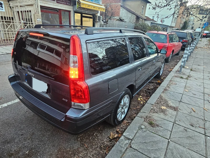 Volvo V70 2.5t lpg, снимка 4 - Автомобили и джипове - 52843418
