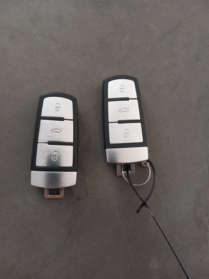 VW Passat, снимка 11 - Автомобили и джипове - 52965716