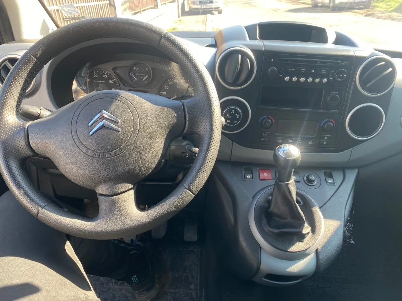 Citroen Berlingo XTR 1.6 HDI, снимка 7 - Автомобили и джипове - 53135724
