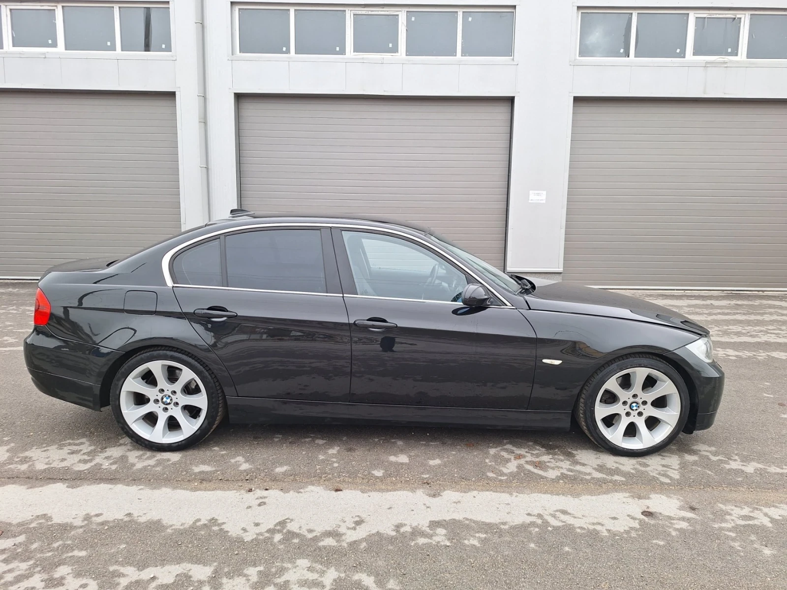 BMW 330 3, 0i автомат, кожа, нави, отлична - изображение 4