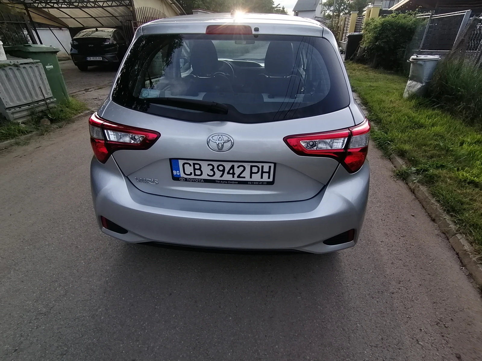 Toyota Yaris  - изображение 4