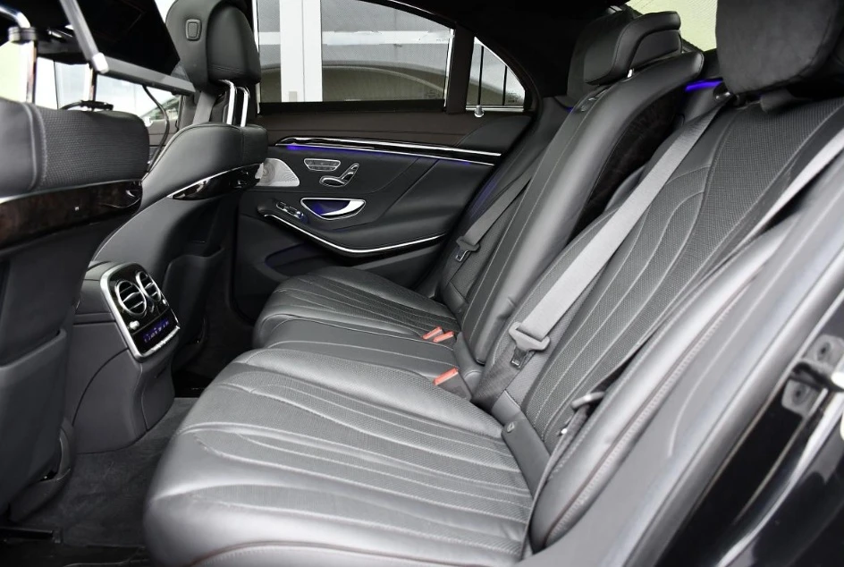 Mercedes-Benz S 560 4Matic AMG line - изображение 7