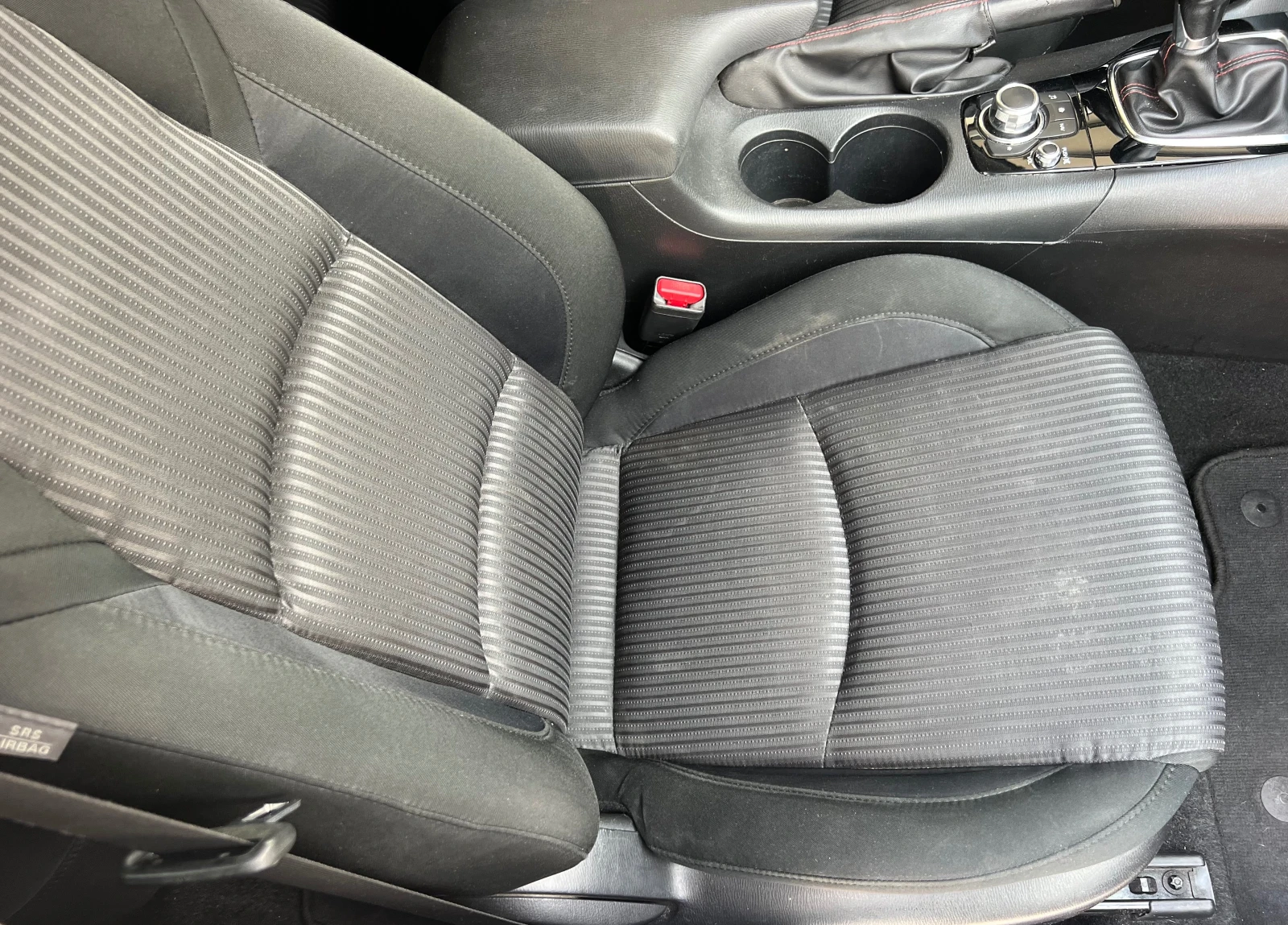 Mazda 3 2.2d XENON/HEAD-UP/NAVI/PODGREV/6sk/KLIMATR/UNIKAT | Mobile.bg   16