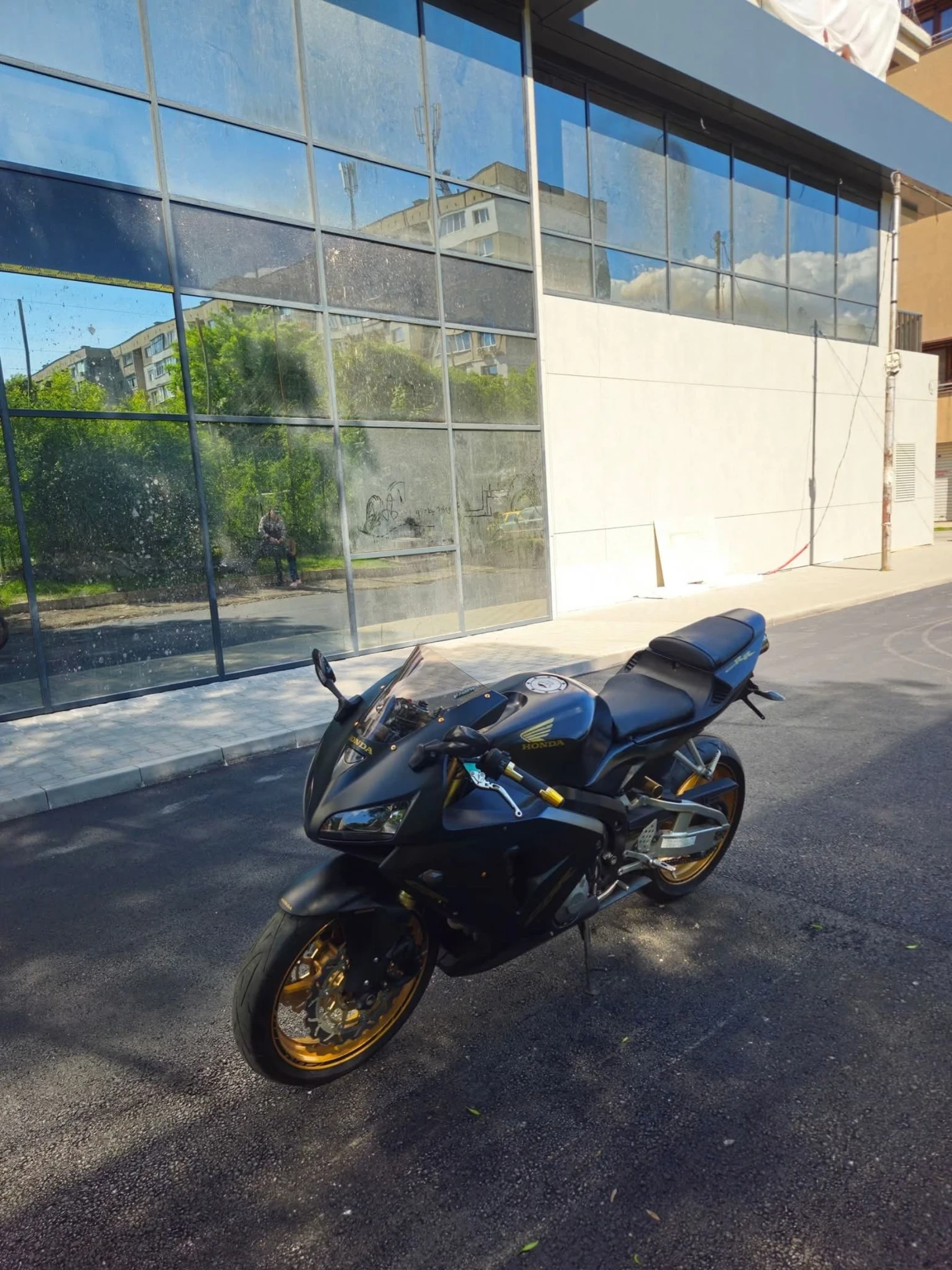 Honda Cbr RR - изображение 6