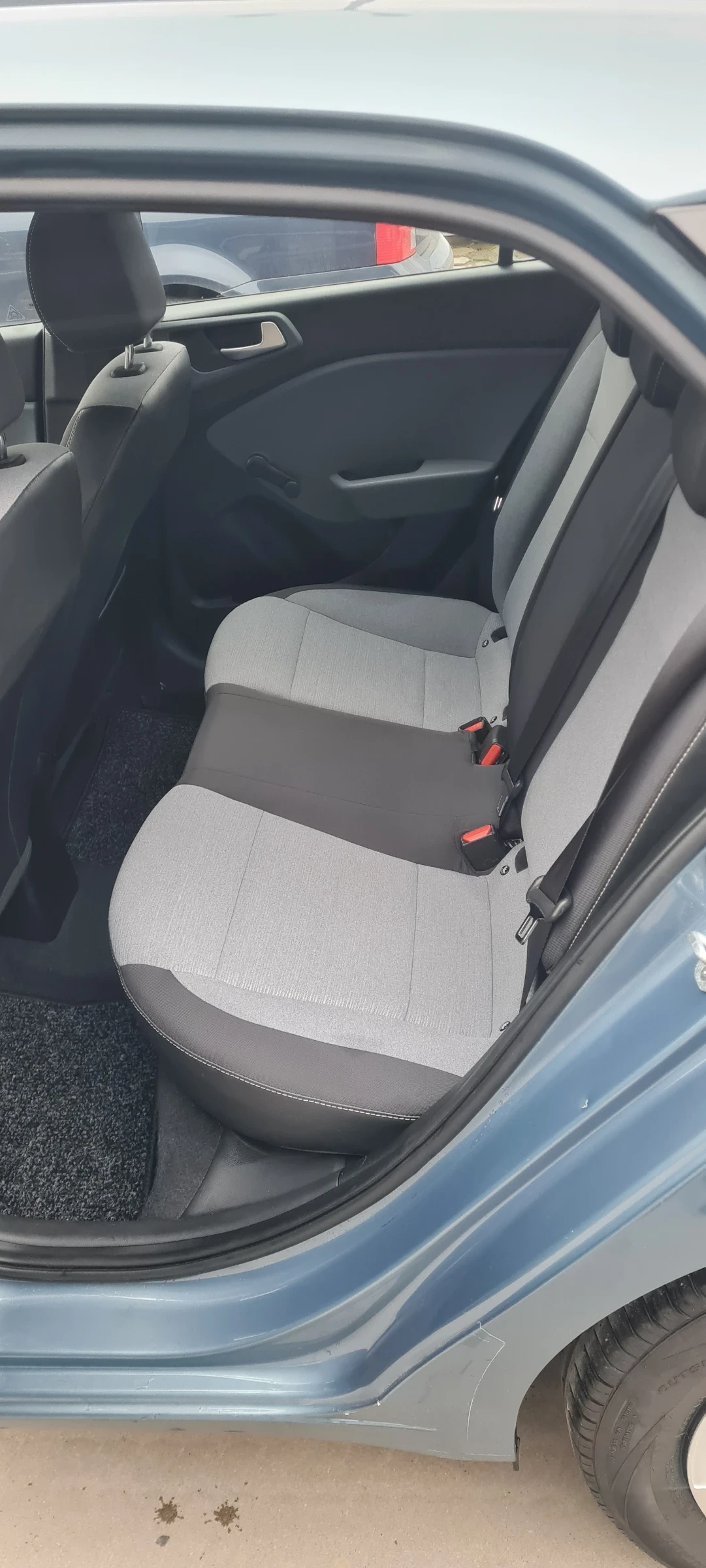 Hyundai I20 1.1 diesel EURO 6 - изображение 10