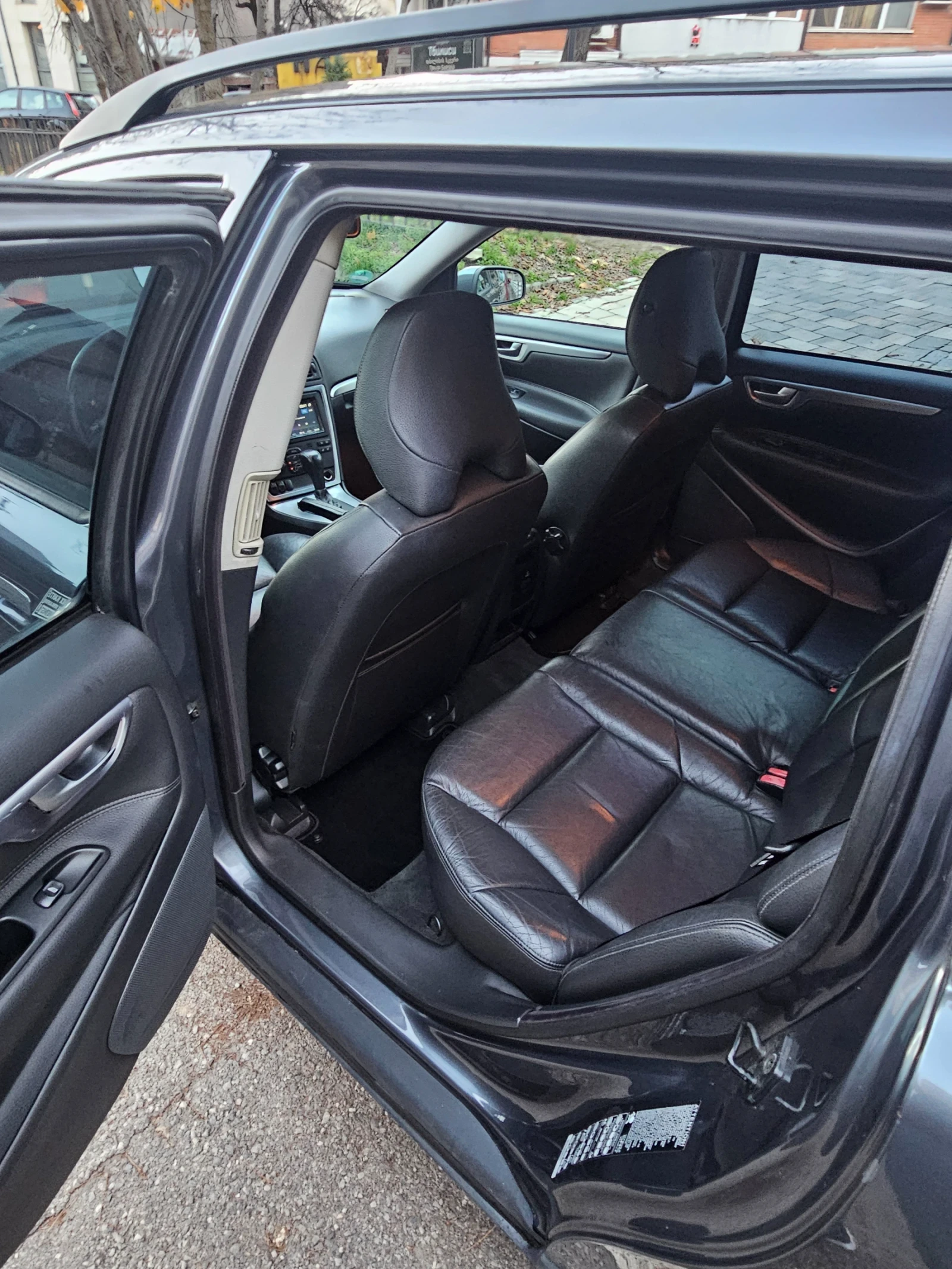 Volvo V70 2.5t lpg - изображение 7