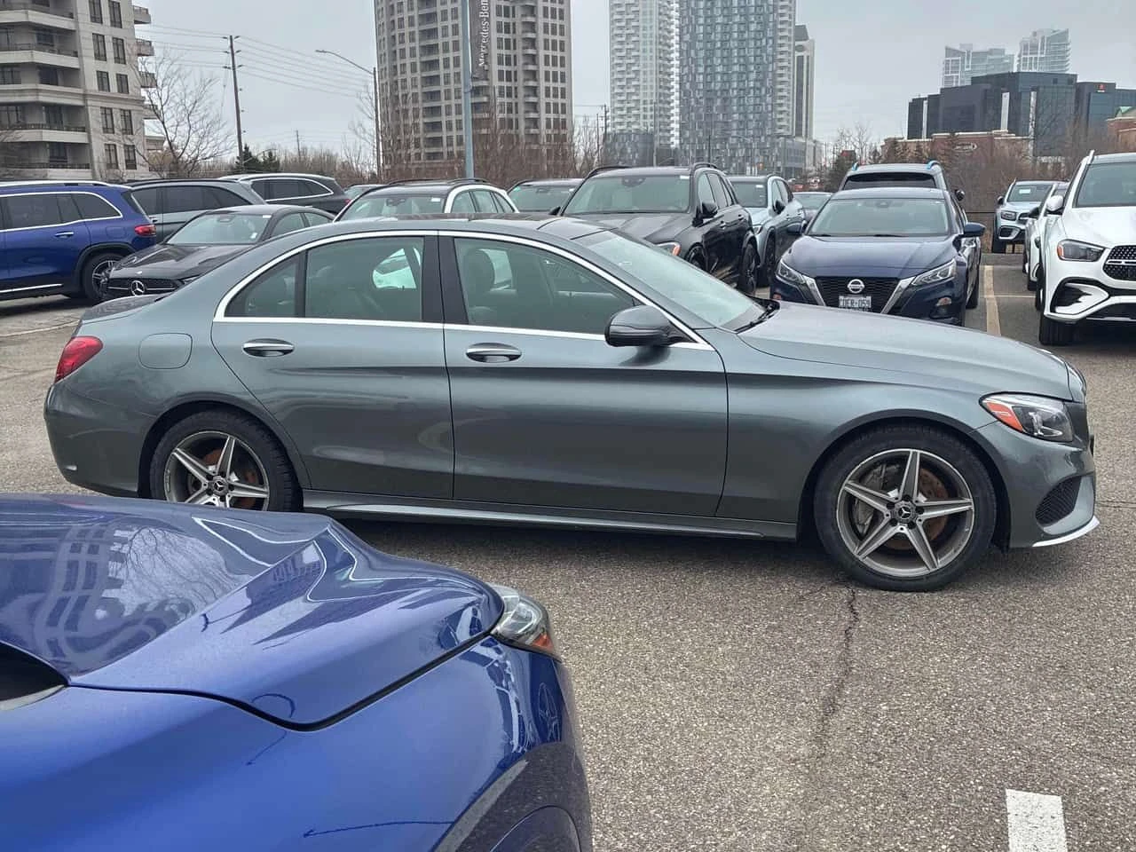 Mercedes-Benz C 300 * CARFAX * ПРЕДСТАВИТЕЛСТВО * ПОДГРЕВ * КАМЕРА * П, снимка 3 - Автомобили и джипове - 54084340