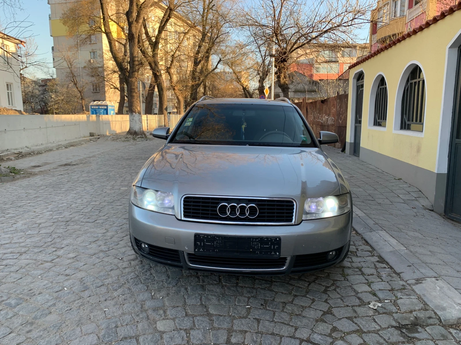 Audi A4 2.5 DIEZEL, снимка 2 - Автомобили и джипове - 54102479