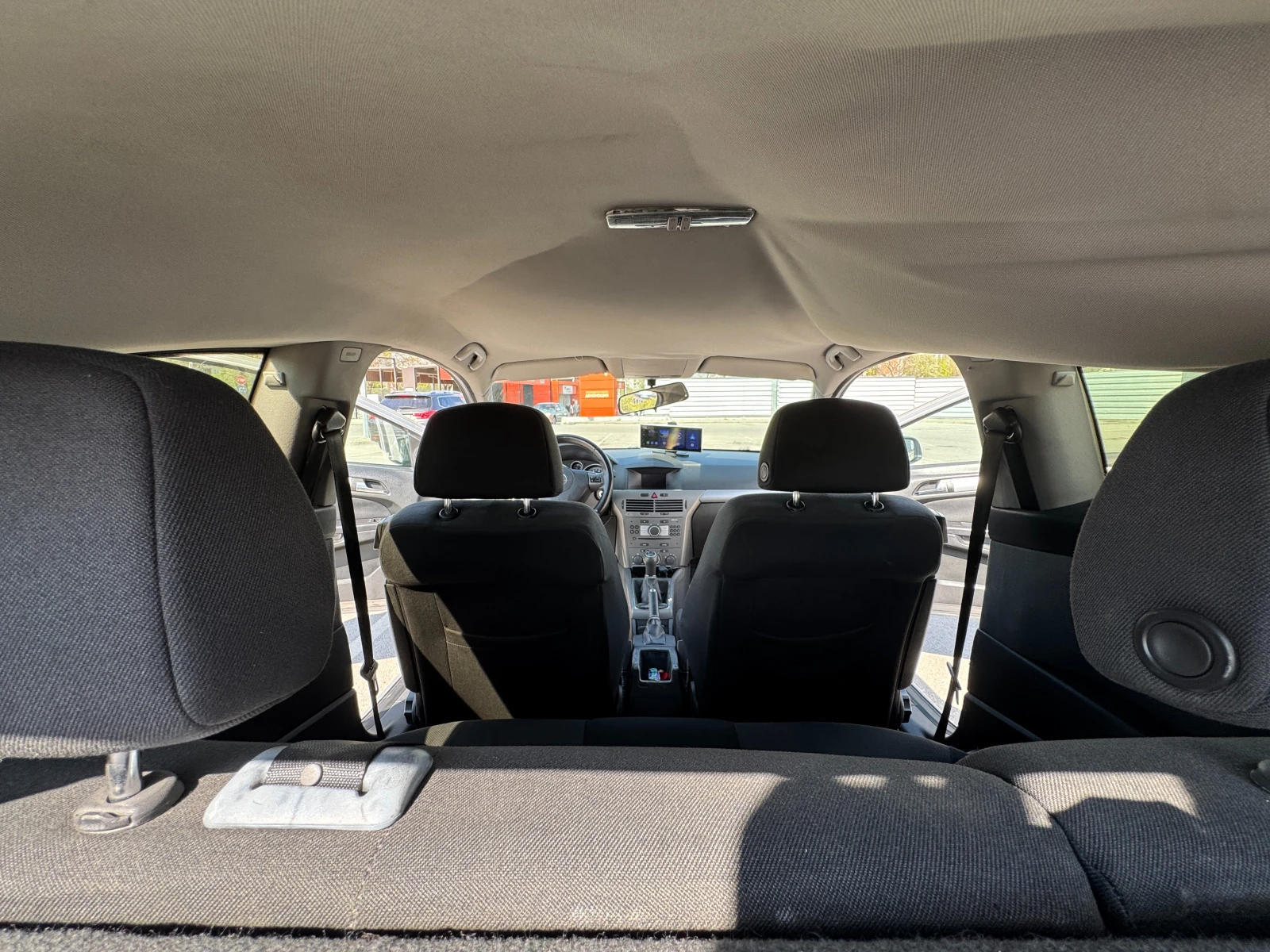 Opel Astra GTC, снимка 15 - Автомобили и джипове - 54238350