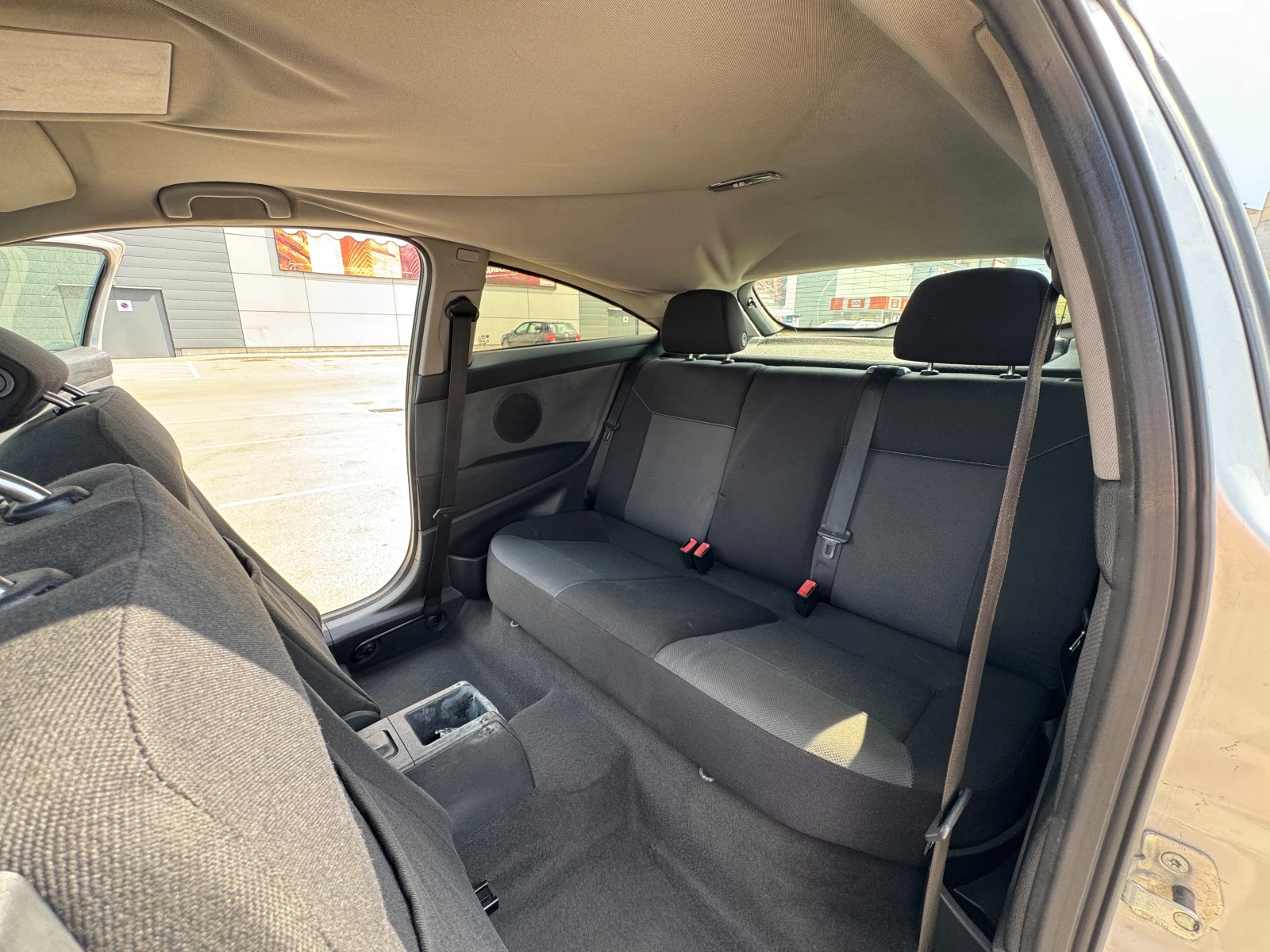 Opel Astra GTC, снимка 12 - Автомобили и джипове - 54238350