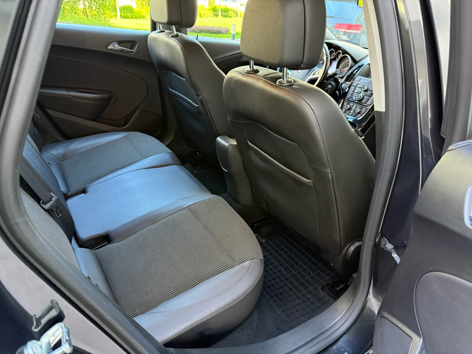 Opel Astra 1.4T 140ph* LPG* FACE* NAVI* LED* EURO 6B* * * , снимка 13 - Автомобили и джипове - 54554876