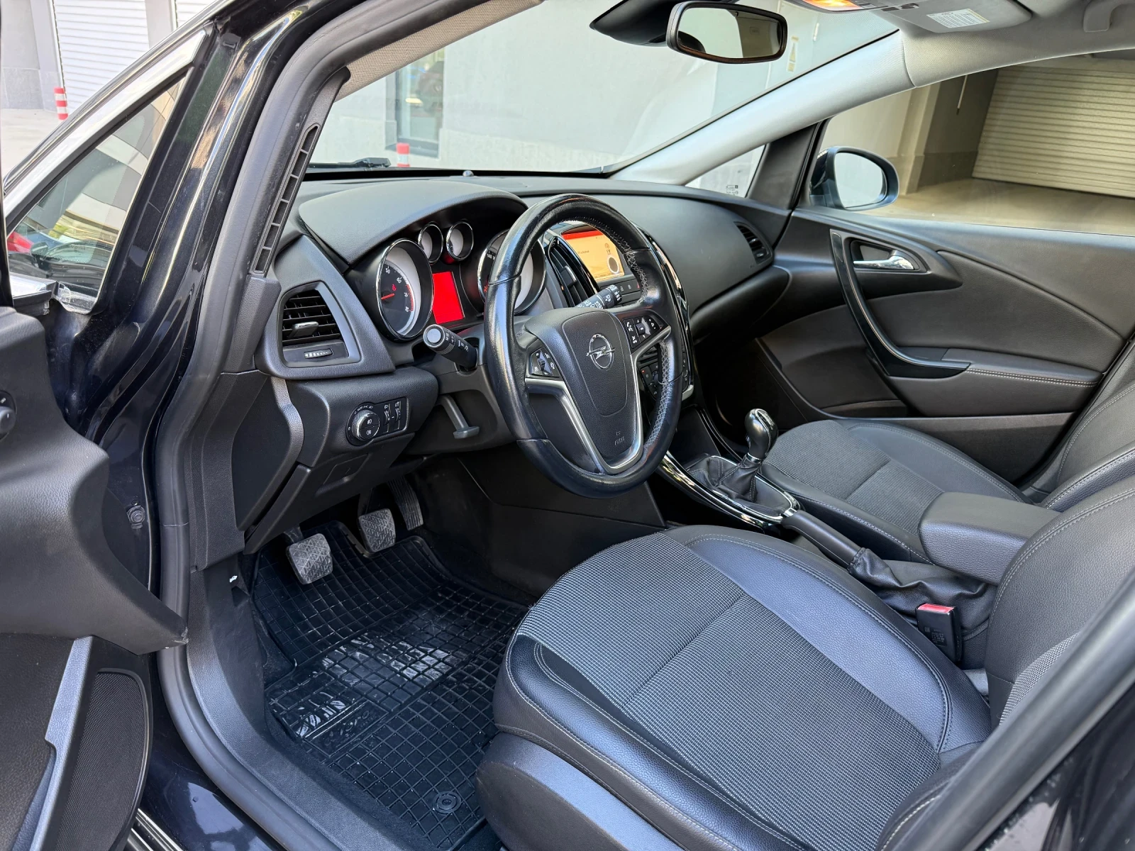 Opel Astra 1.4T 140ph* LPG* FACE* NAVI* LED* EURO 6B* * * , снимка 9 - Автомобили и джипове - 54554876