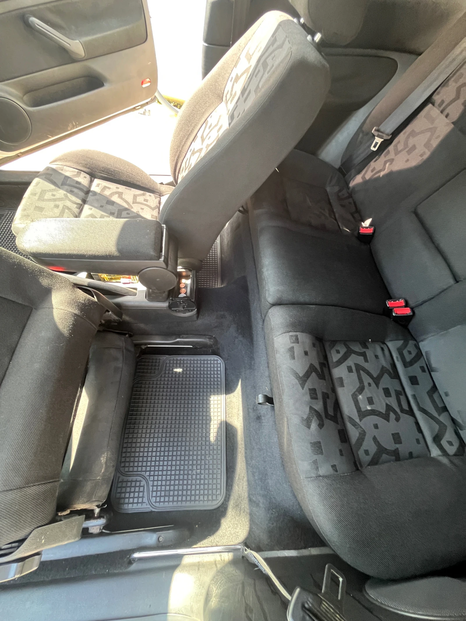 VW Golf, снимка 13 - Автомобили и джипове - 54660765