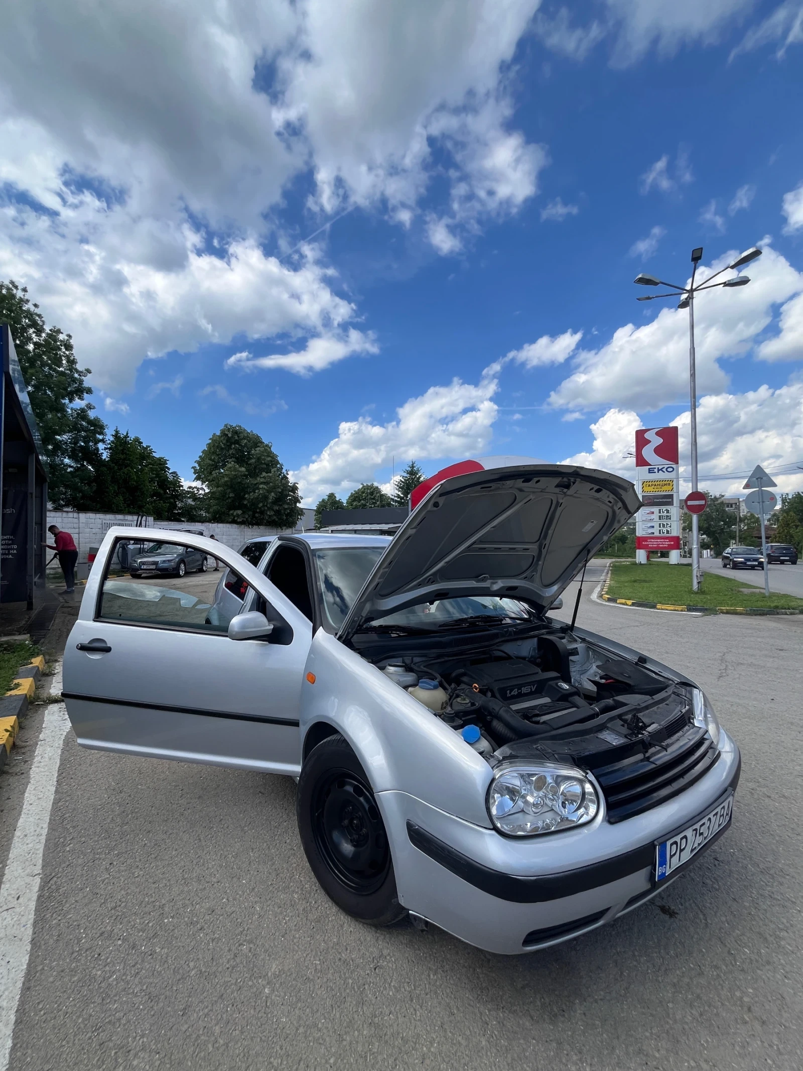 VW Golf, снимка 15 - Автомобили и джипове - 54660765