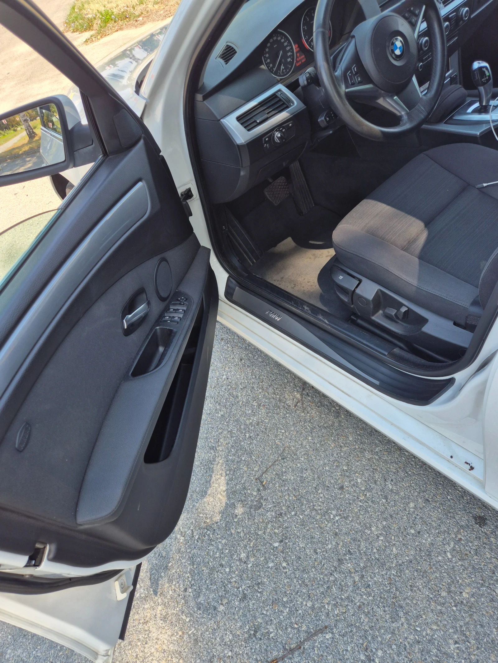 BMW 530, снимка 2 - Автомобили и джипове - 54696020