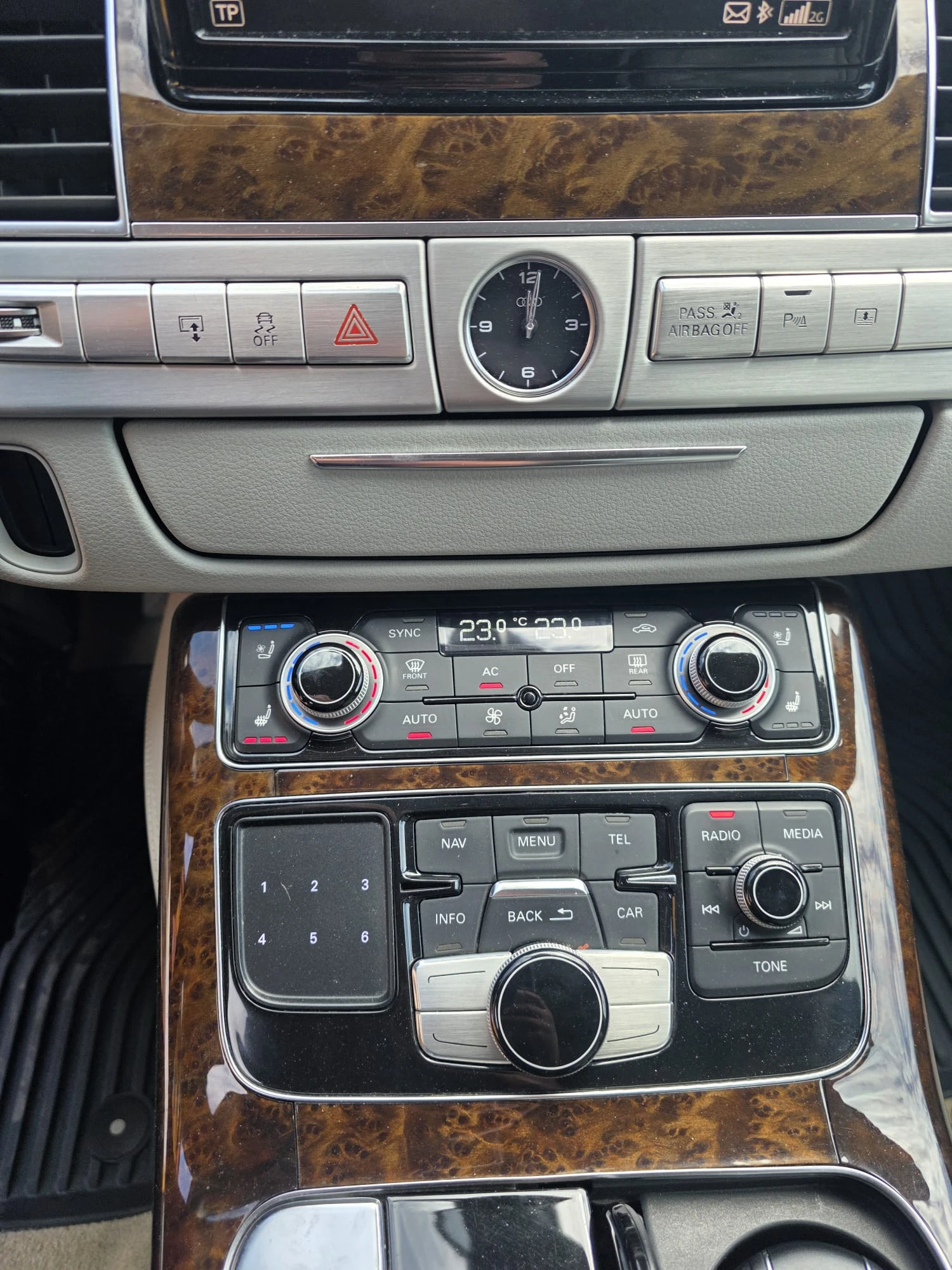 Audi A8 quattro, снимка 6 - Автомобили и джипове - 54726046
