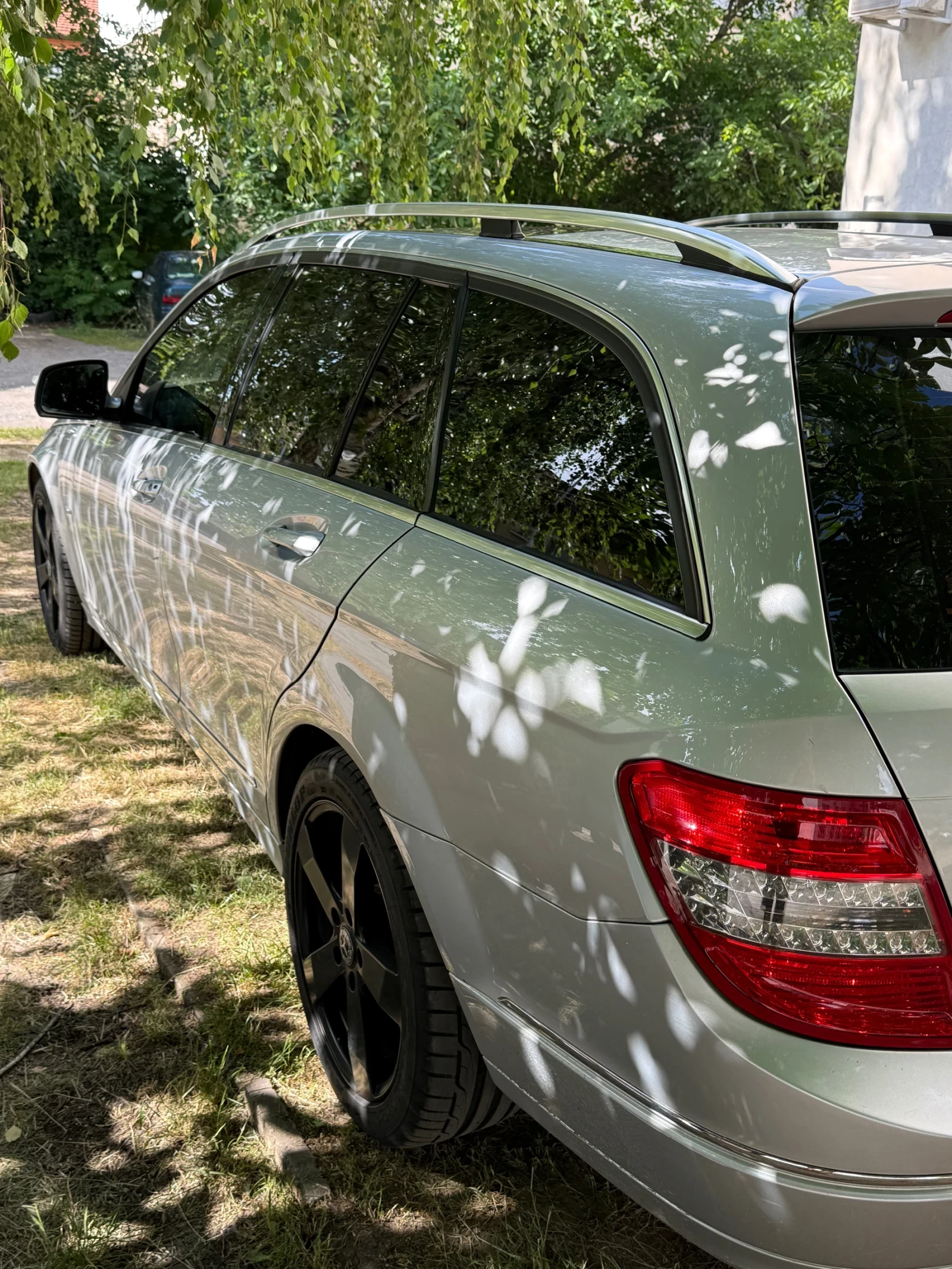 Mercedes-Benz C 320, снимка 3 - Автомобили и джипове - 55100204