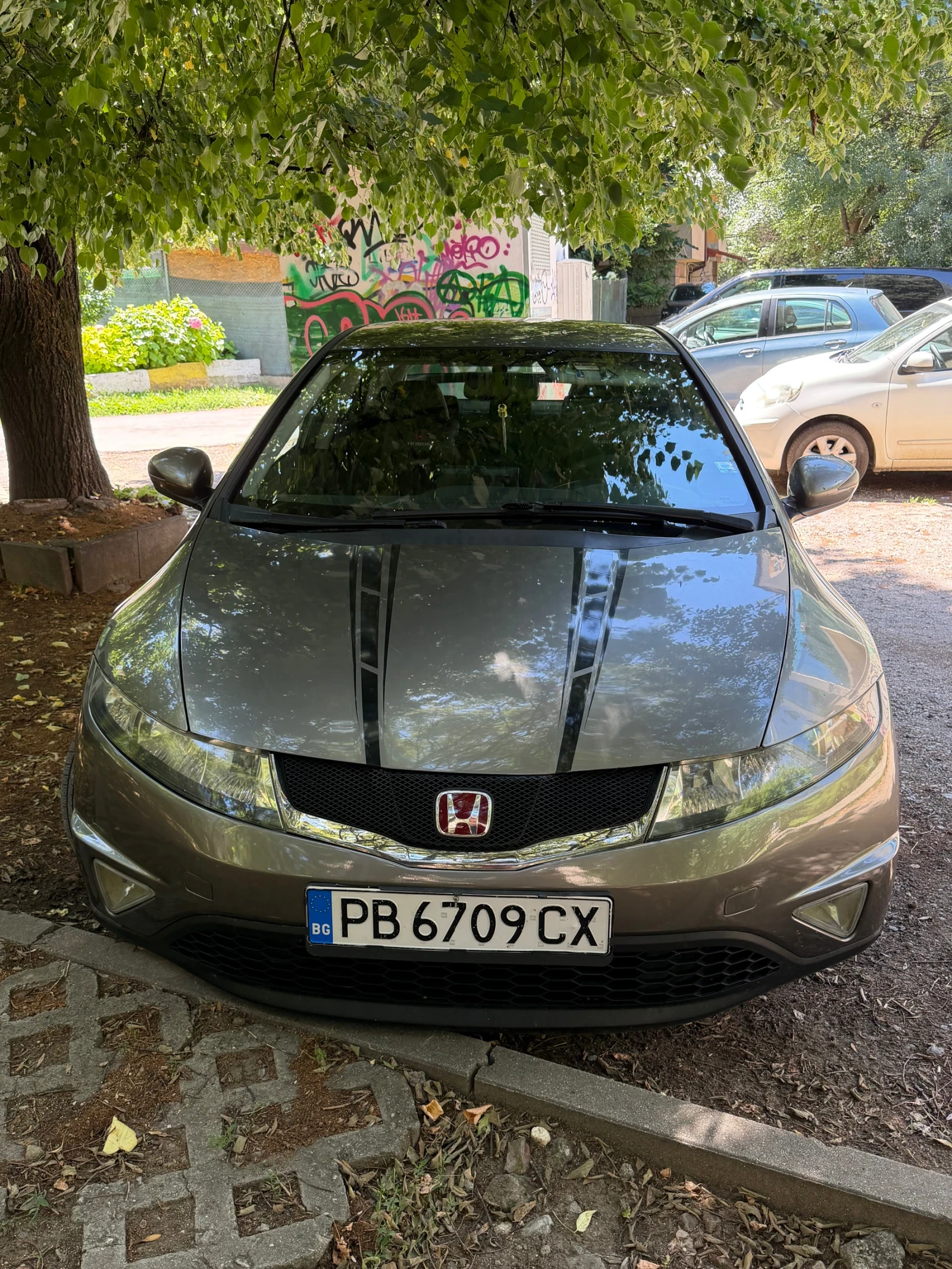 Honda Civic 8 gen 2.2 дизел ОТ СОБСТВЕНИК !!!, снимка 5 - Автомобили и джипове - 55277954