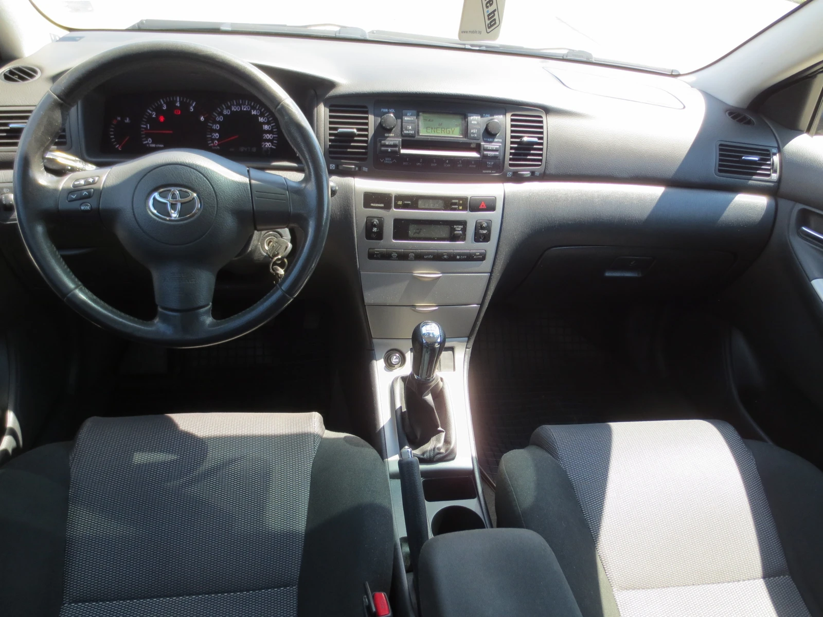 Toyota Corolla 1.4 D4D, снимка 13 - Автомобили и джипове - 55457531