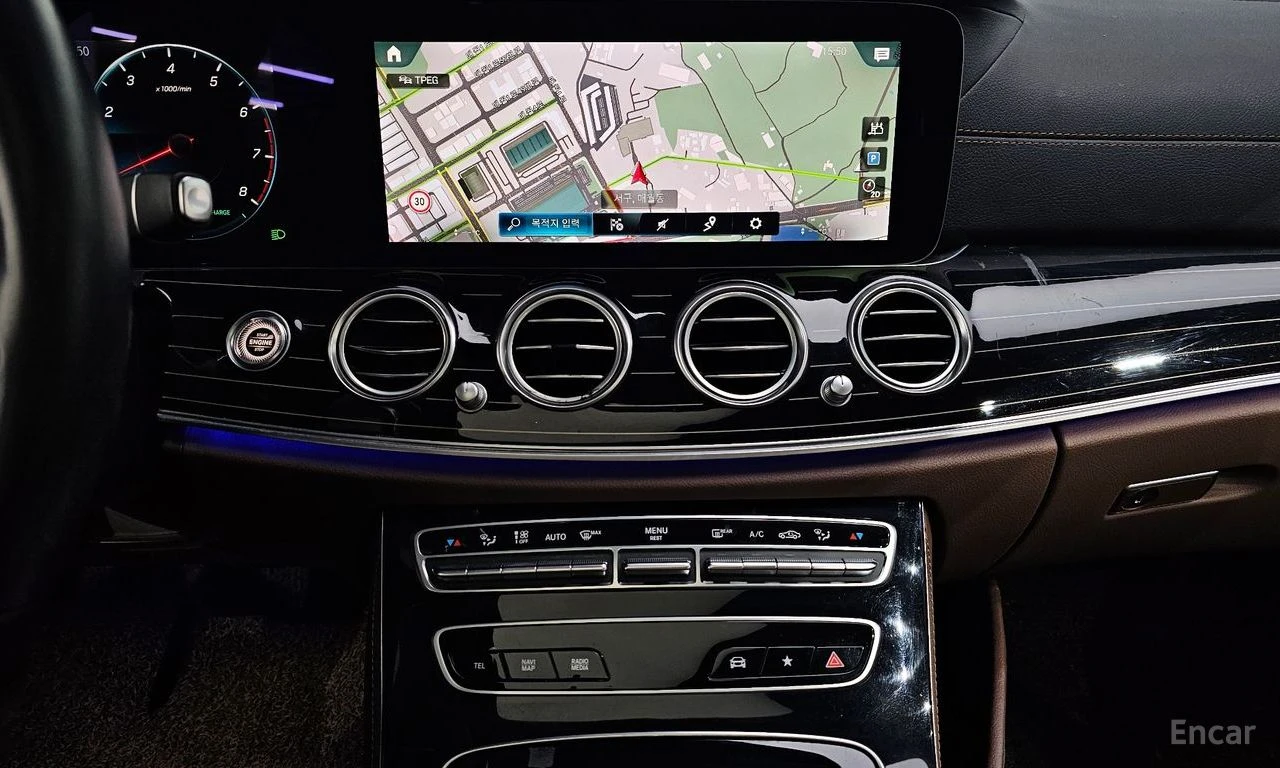 Mercedes-Benz E 450 4MATIC* BURMESTER* ОБДУХВАНЕ* ДИСТРОНИК* ХЕДЪП* 36, снимка 5 - Автомобили и джипове - 55468161