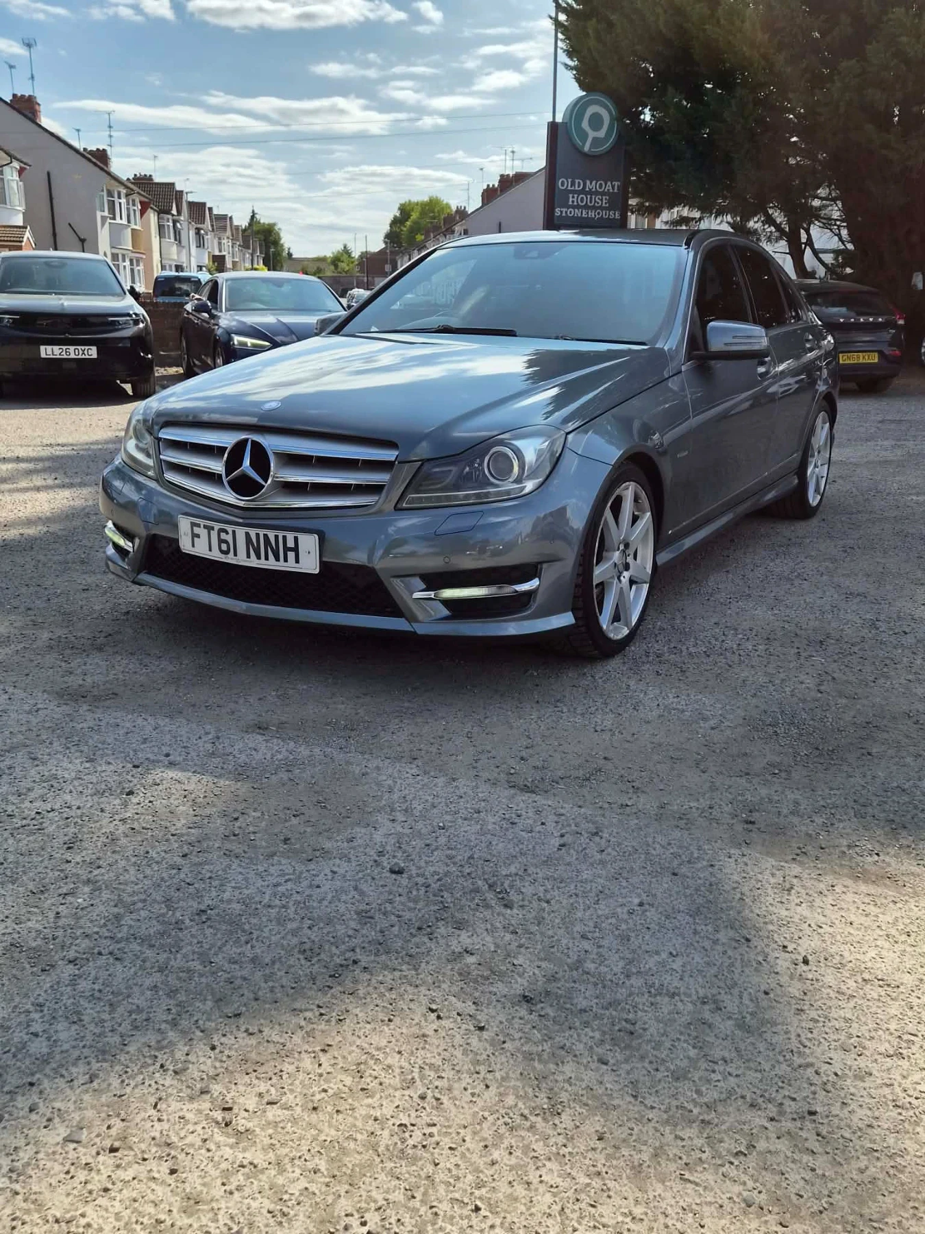 Mercedes-Benz C 220