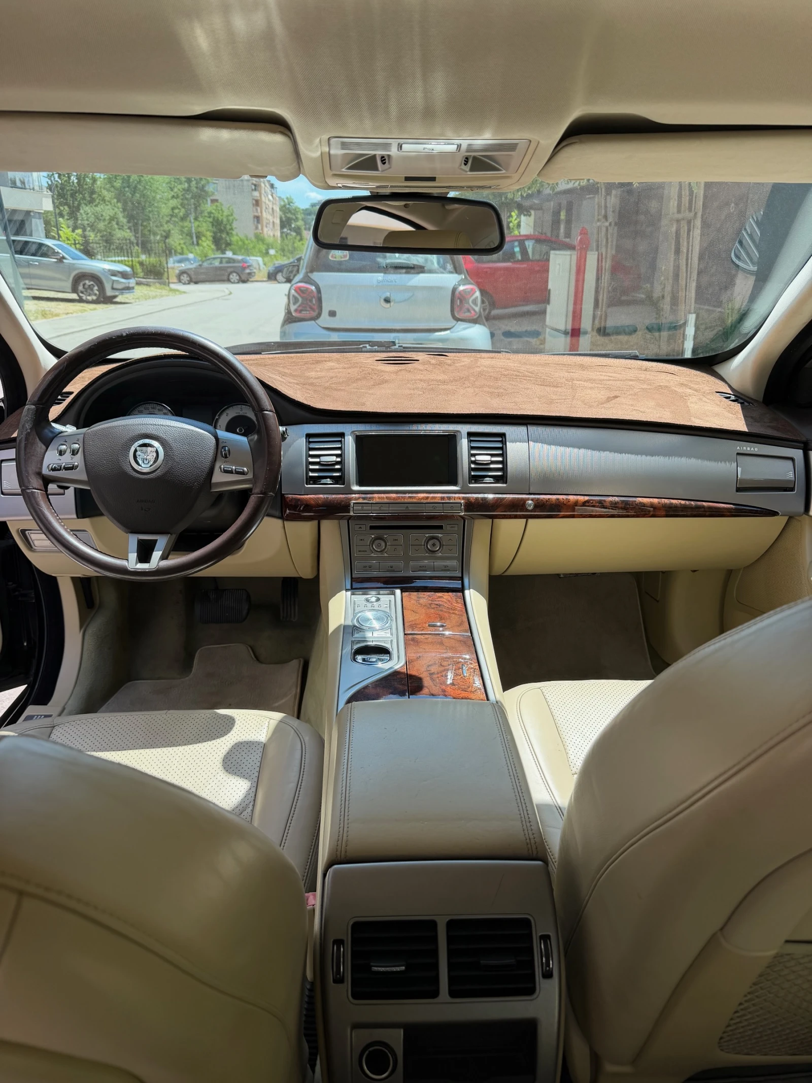 Jaguar Xf 3.0 V6 Luxury, снимка 10 - Автомобили и джипове - 55784200