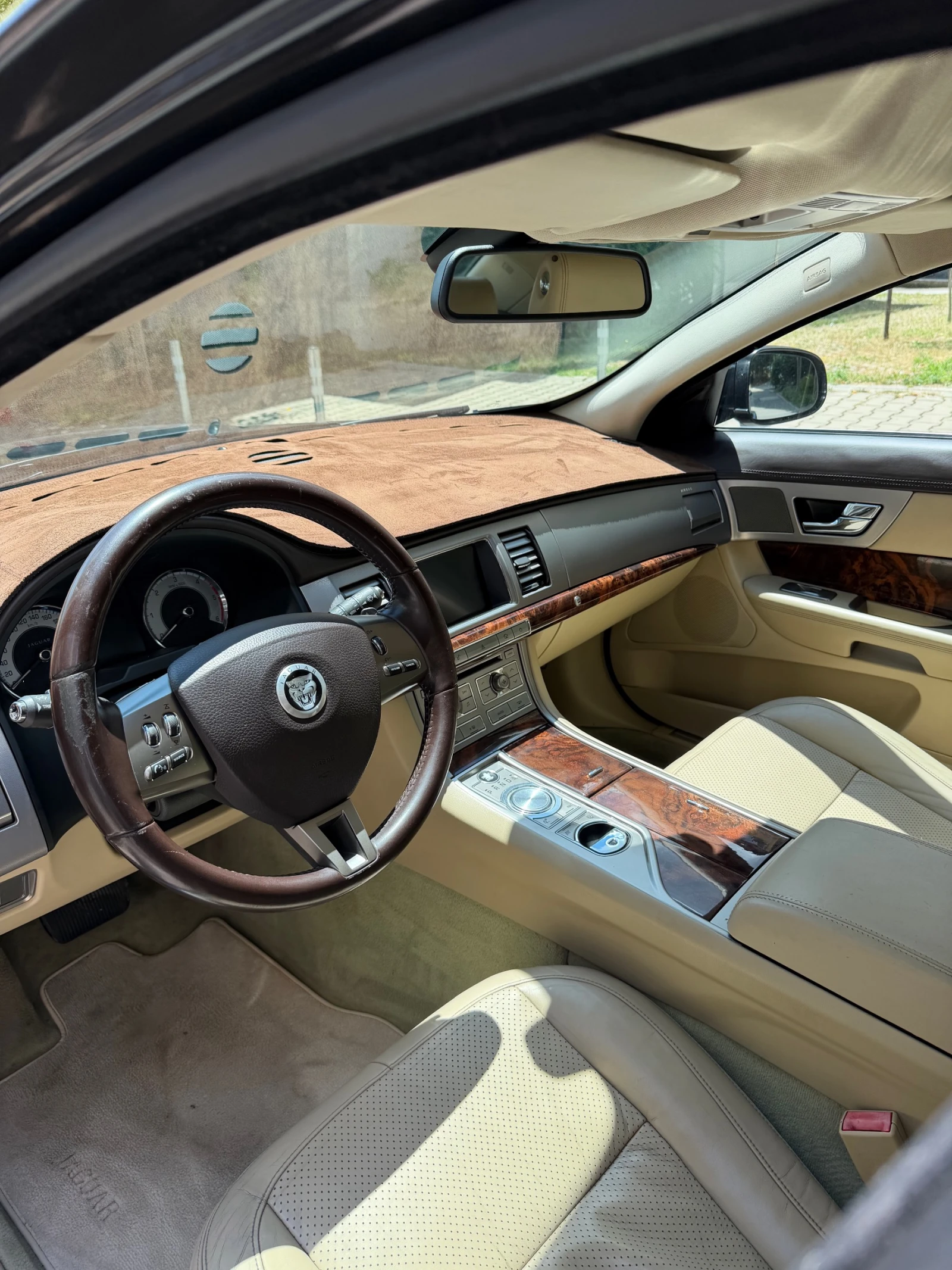 Jaguar Xf 3.0 V6 Luxury, снимка 7 - Автомобили и джипове - 55784200