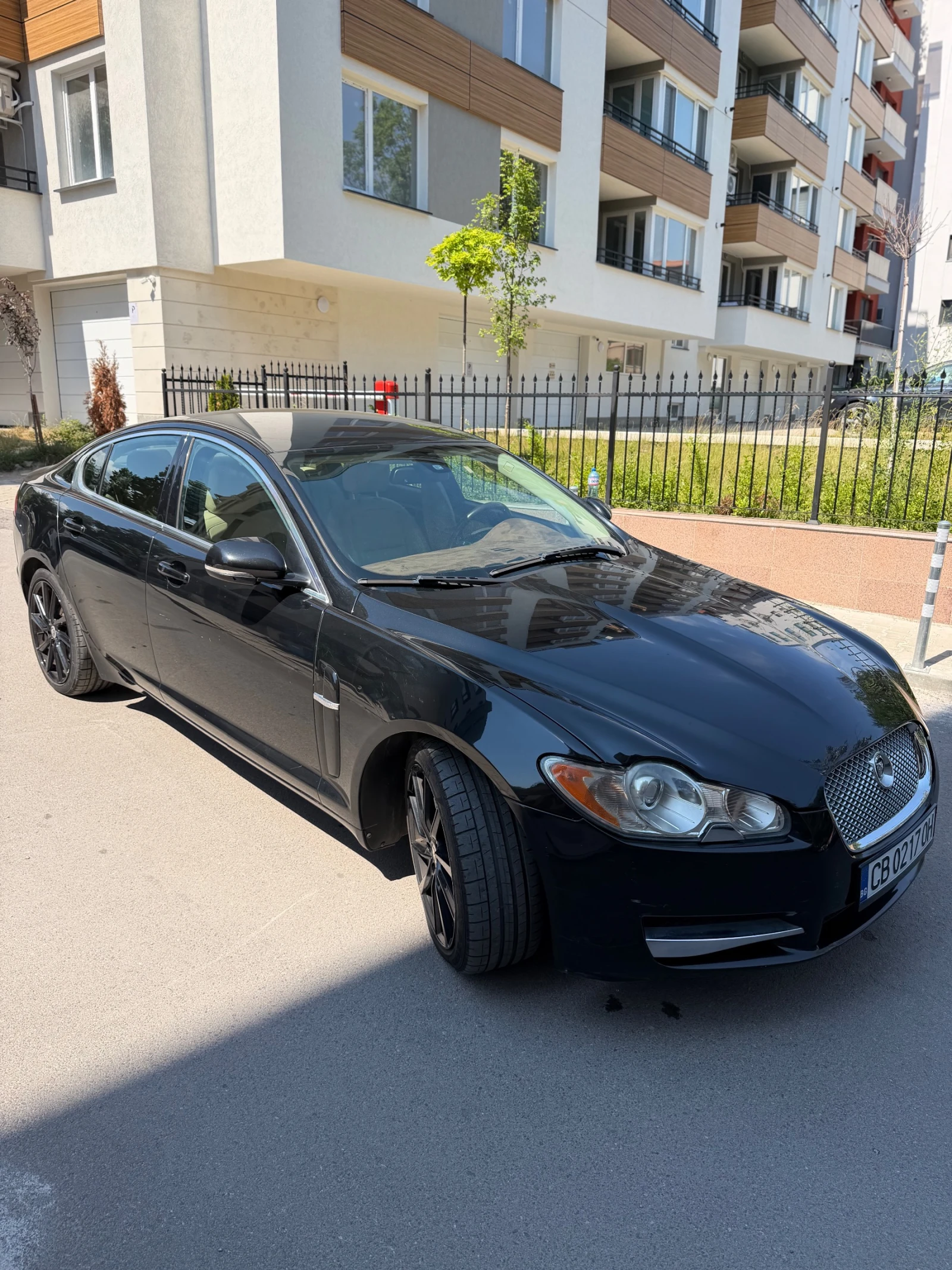 Jaguar Xf 3.0 V6 Luxury, снимка 3 - Автомобили и джипове - 55784200