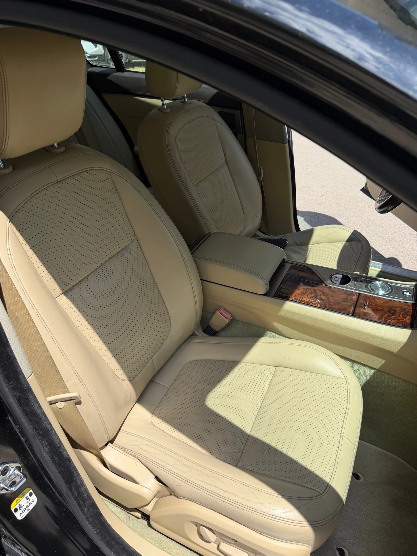 Jaguar Xf 3.0 V6 Luxury, снимка 15 - Автомобили и джипове - 55784200