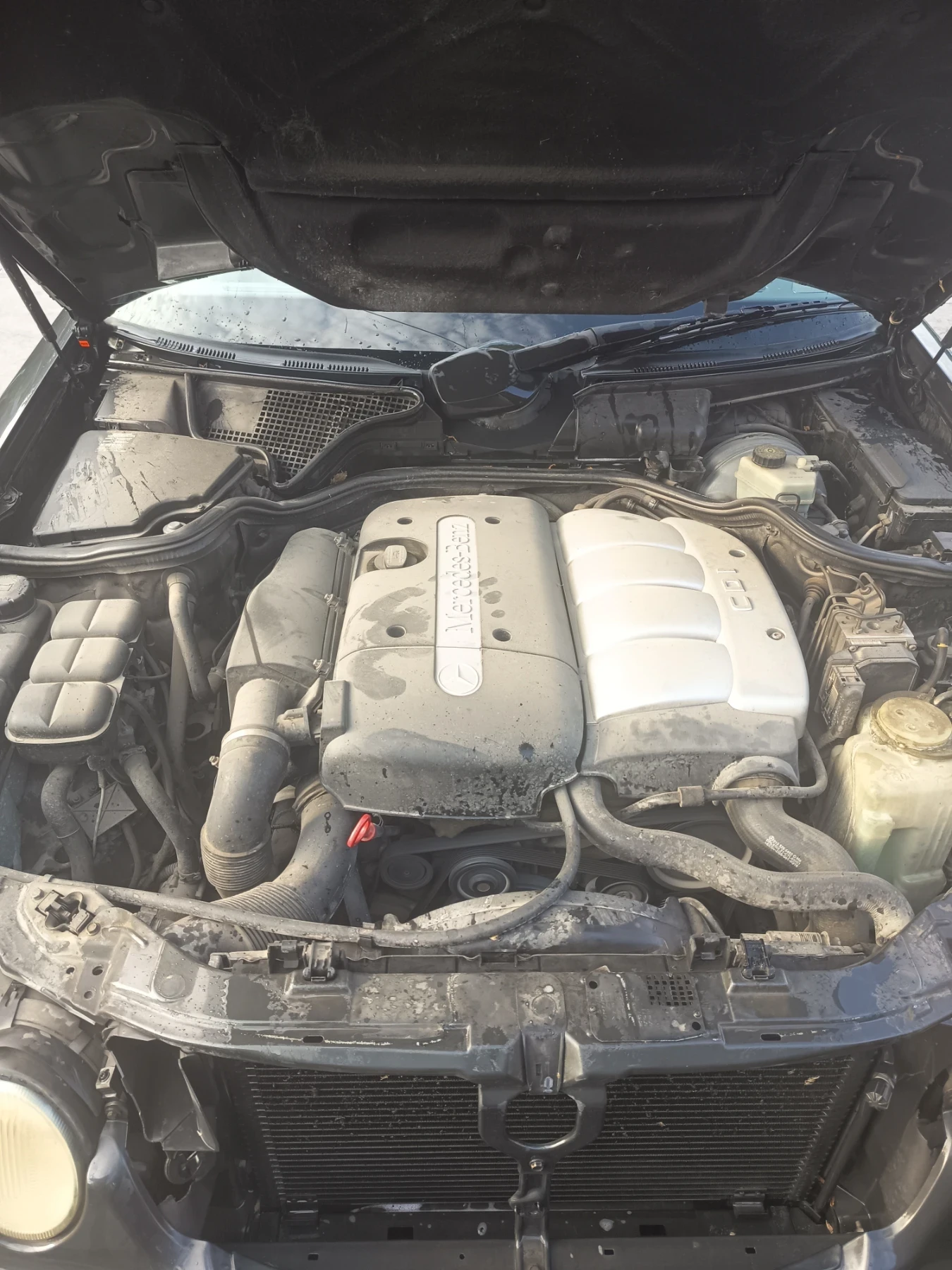Mercedes-Benz E 220 220CDI, снимка 11 - Автомобили и джипове - 55835791