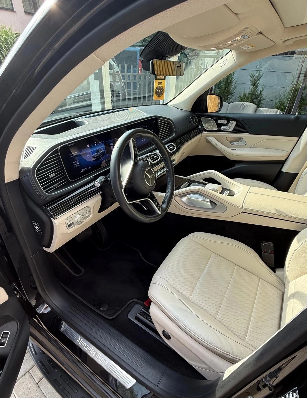Mercedes-Benz GLE 450 4MATIC AMG-Line , снимка 3 - Автомобили и джипове - 55998443