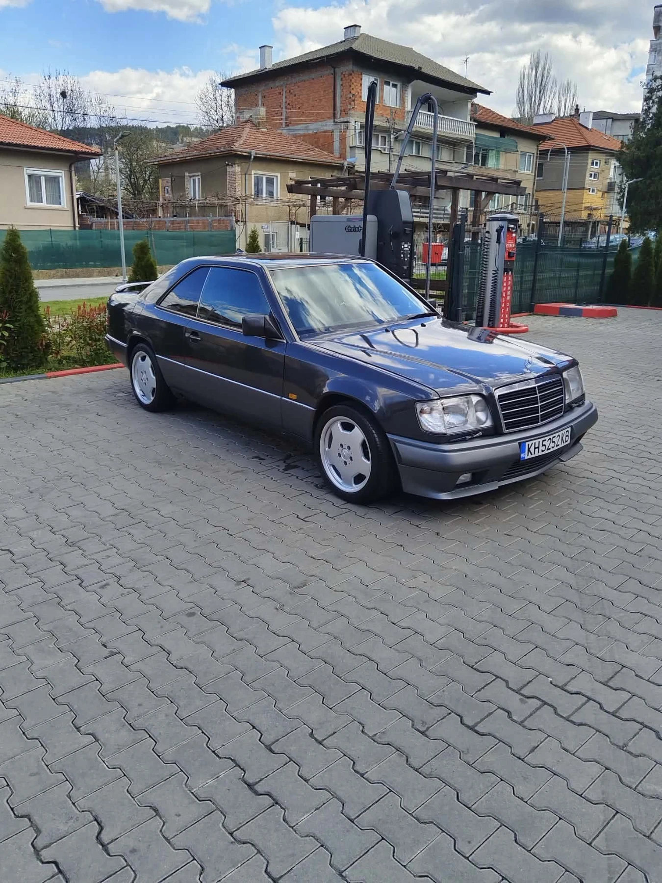 Mercedes-Benz 124, снимка 2 - Автомобили и джипове - 56133564