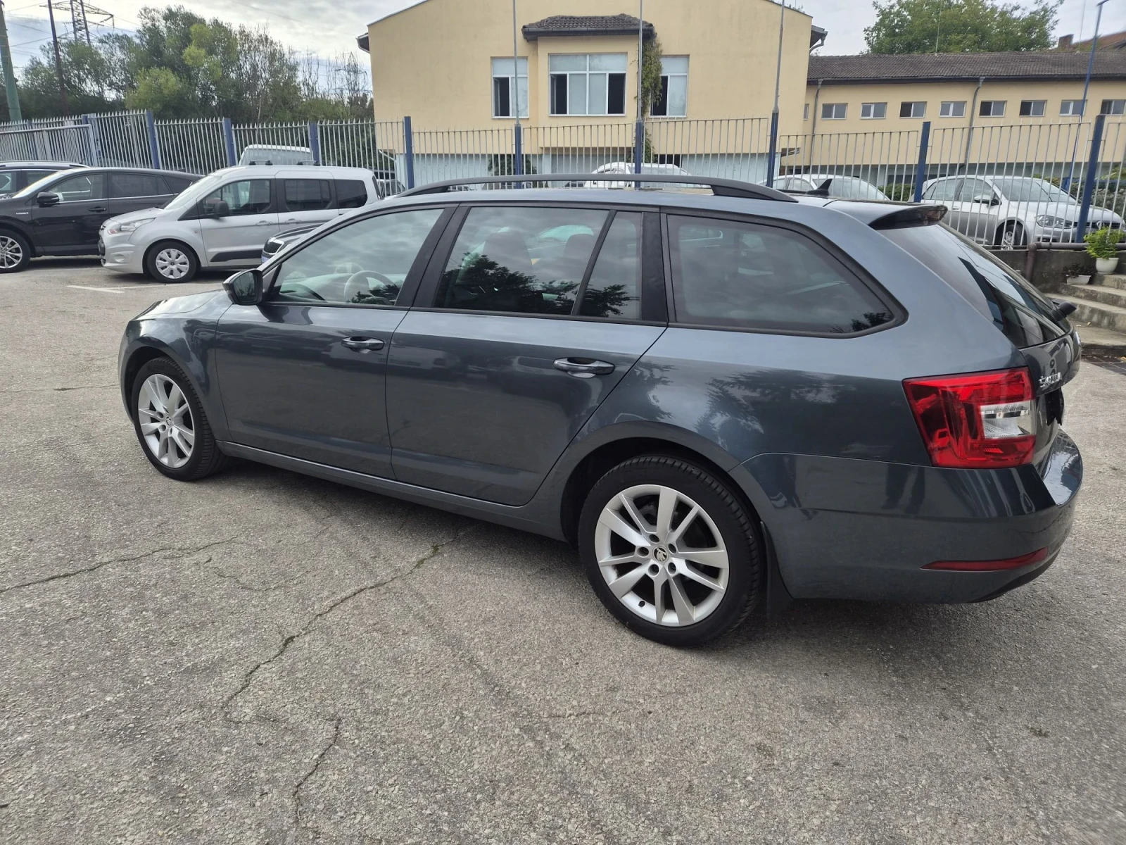 Skoda Octavia 2.0 150k.s, снимка 7 - Автомобили и джипове - 56165176