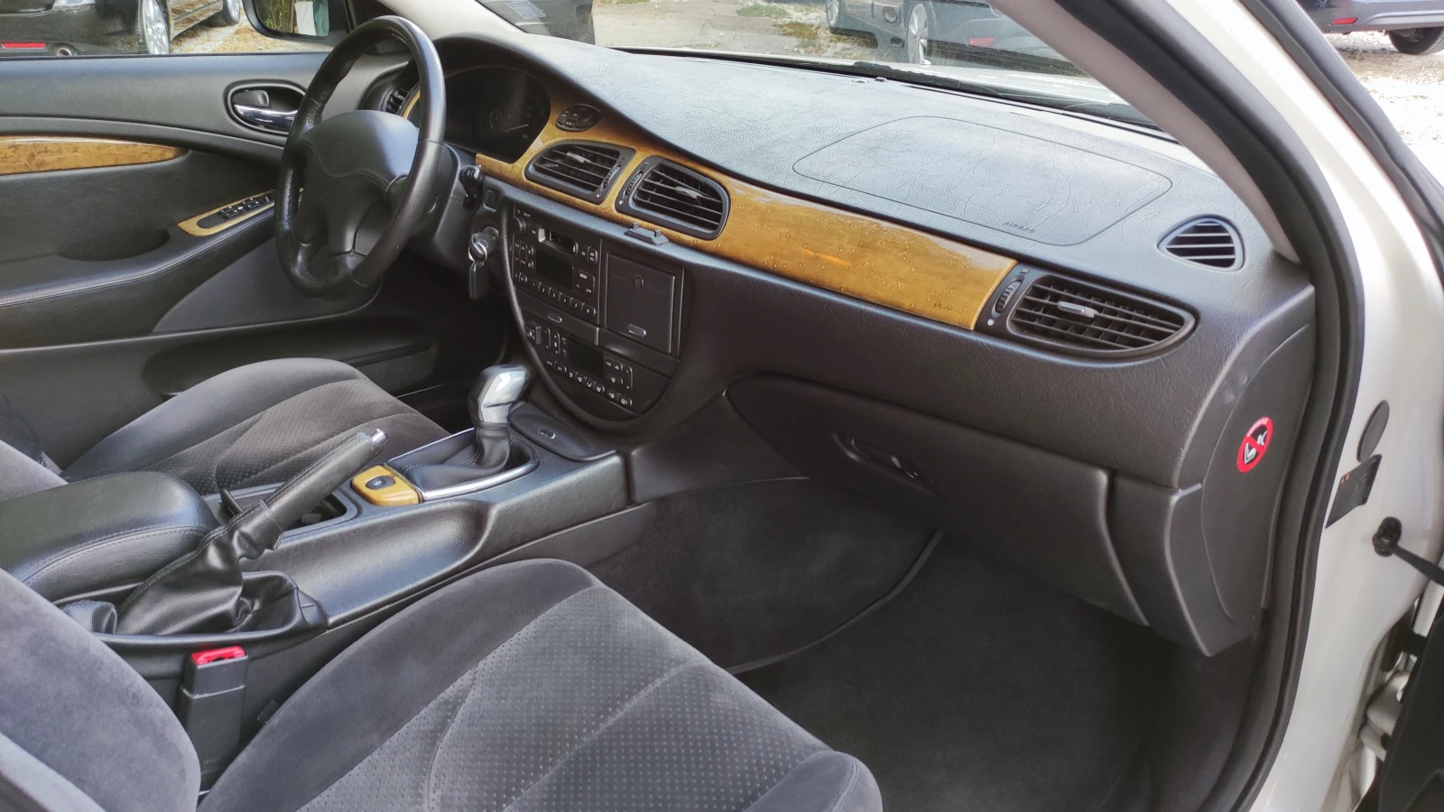 Jaguar S-type 3.0 EXECUTIVE Газов Инжекцион , снимка 10 - Автомобили и джипове - 56195195
