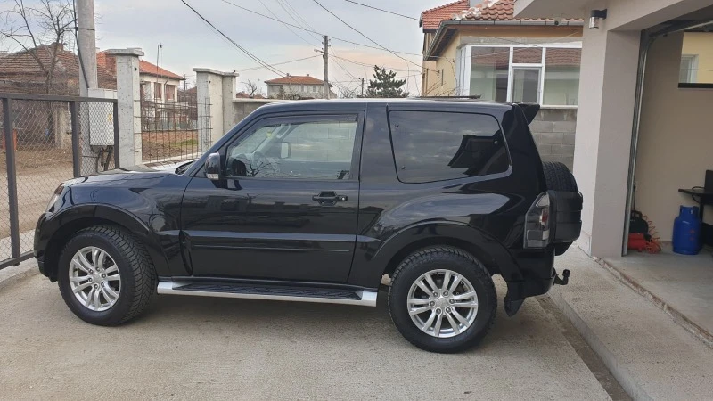 Mitsubishi Pajero, снимка 4 - Автомобили и джипове - 47312469