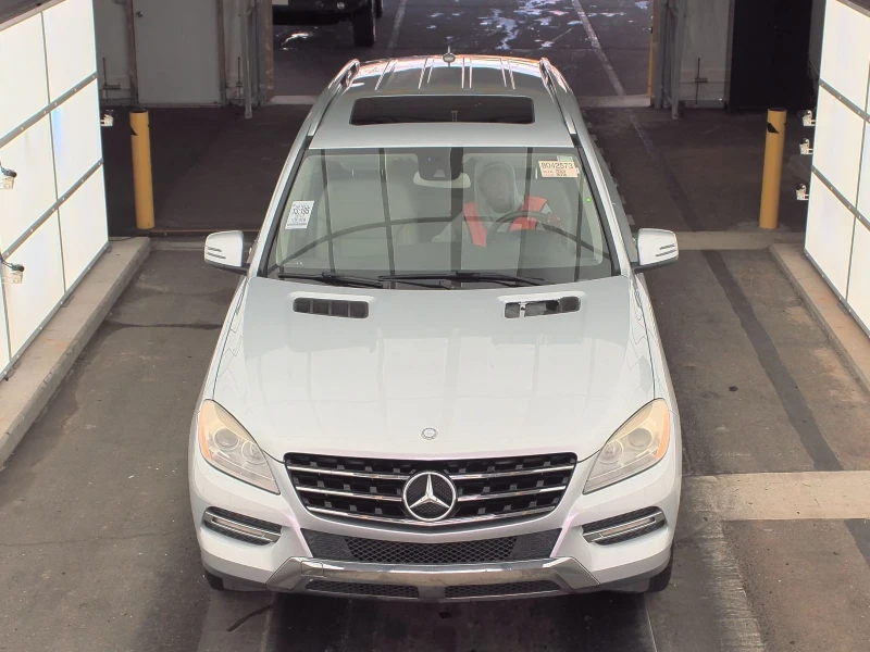 Mercedes-Benz ML 350 168.000КМ* Камера* Подгреви* Distronic* Мъртва точ, снимка 6 - Автомобили и джипове - 47853101