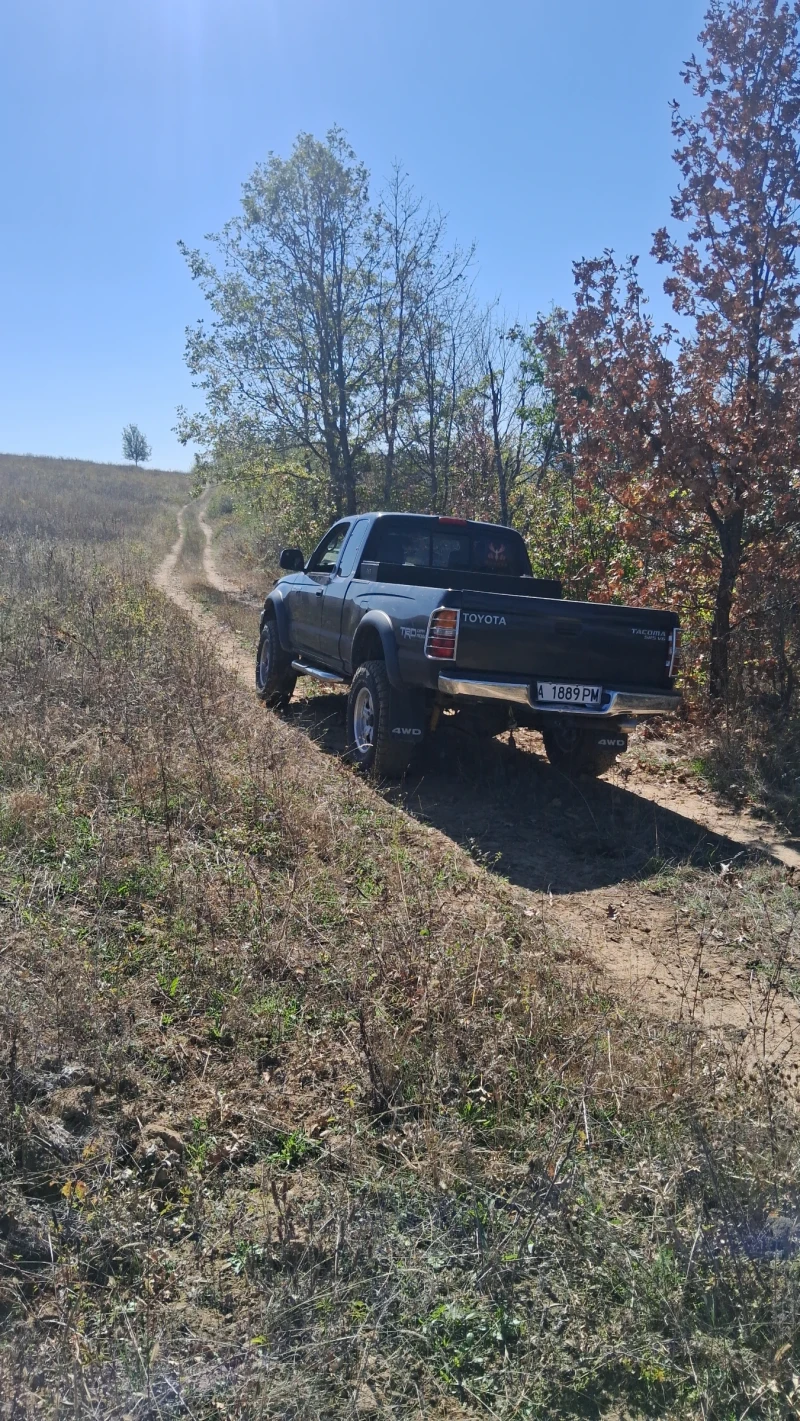 Toyota Tacoma TRD SRS V6, снимка 2 - Автомобили и джипове - 52092247