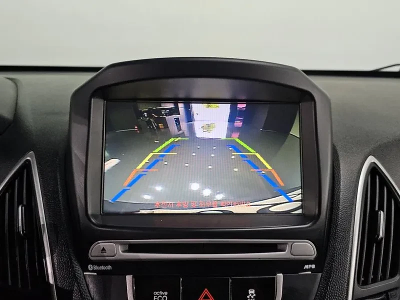 Hyundai Tucson DIESEL 2WD X20 SMART, снимка 15 - Автомобили и джипове - 54915756