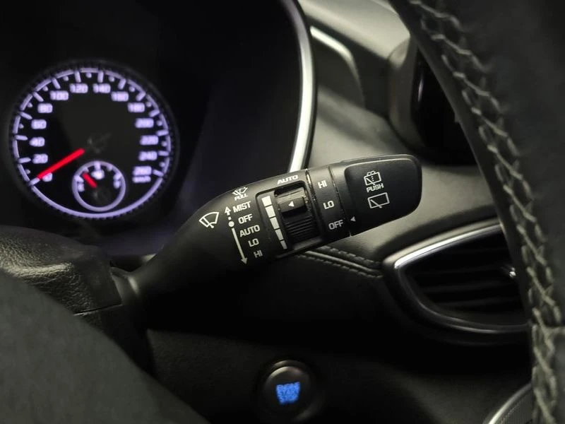 Hyundai Santa fe 2.2 Automatic, снимка 10 - Автомобили и джипове - 55656347