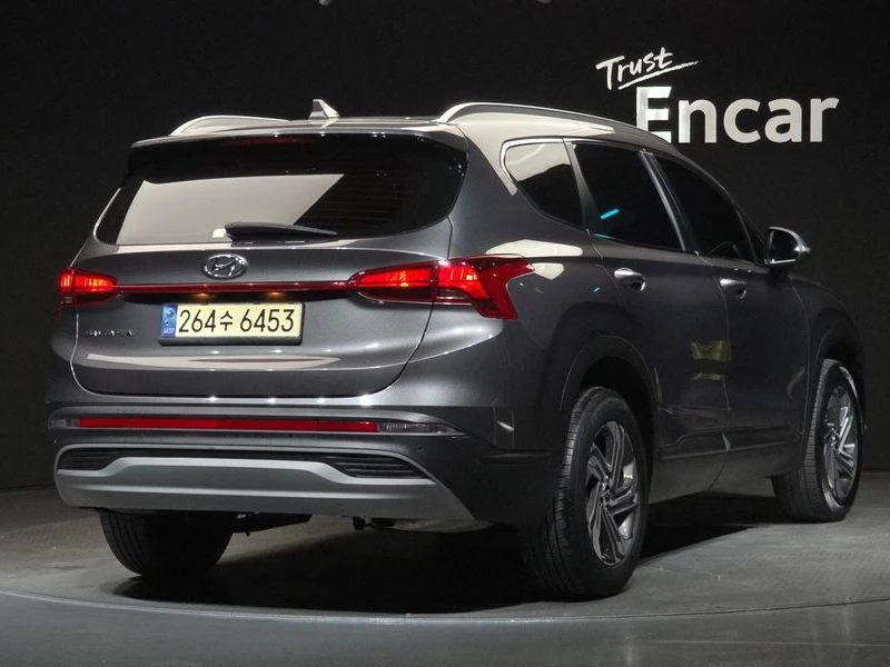 Hyundai Santa fe 2.2 Automatic, снимка 3 - Автомобили и джипове - 55656347
